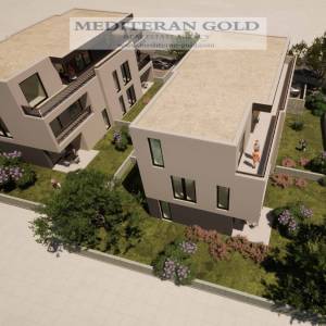 Stan, Kaštel Novi, novogradnja, pogled