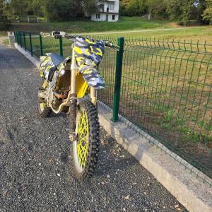 SUZUKI RMZ 250