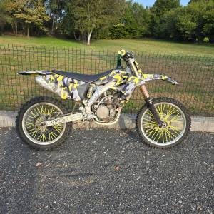 SUZUKI RMZ 250