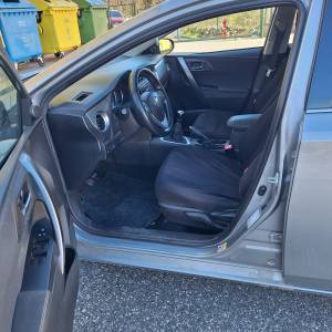 Toyota Auris, 2014. godina, 2.0 diesel, 91 kW, ručni mjenjač 6 brzina,