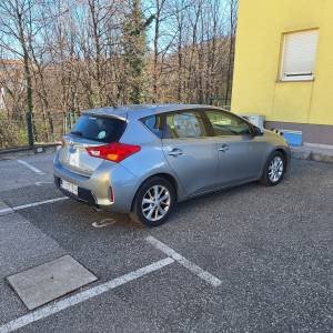 Toyota Auris, 2014. godina, 2.0 diesel, 91 kW, ručni mjenjač 6 brzina,