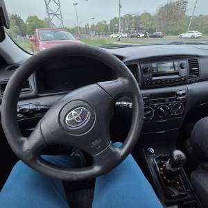 ️TOYOTA COROLLA 2002. 999 €