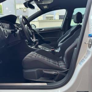 VW GOLF 7.5 GTi //54tkm//prvi vlasnik//HR auto//tvorničko stanje//