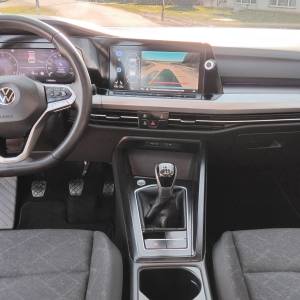 VW Golf 8 2,0 TDI 2022god. 118,000km, panorama, Q-light, keyless