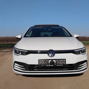 VW Golf 8 2,0 TDI 2022god. 118,000km, panorama, Q-light, keyless