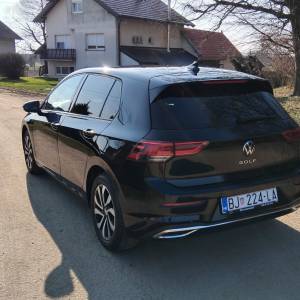 VW Golf 8 2,0TDI  Active oprema DSG, matrix