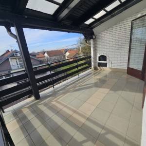 Zagreb - Brestje, Tupekova, 4-sobni stan 85m2, terasa 11,60m2, 2VPM