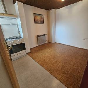 Zagreb - Brestje, Tupekova, 4-sobni stan 85m2, terasa 11,60m2, 2VPM