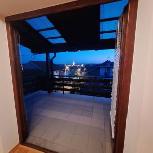 Zagreb - Brestje, Tupekova, 4-sobni stan 85m2, terasa 11,60m2, 2VPM