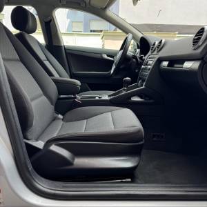 AUDI A3 1.6TDI //161tkm//prvi vlasnik//dvozonska klima//odličan//