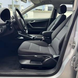 AUDI A3 1.6TDI //161tkm//prvi vlasnik//dvozonska klima//odličan//