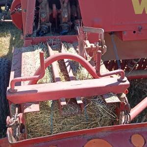BALIRKA WELGER AP 42, ZA KOCKASTE BALE