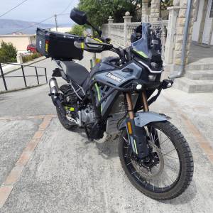 CF Moto 450 MT