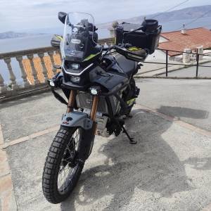 CF Moto 450 MT