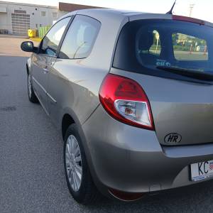 Clio 3 1.2.benz