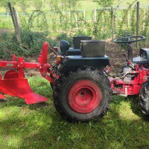 Dvobrazni plug Batuje 8 cola za traktor Tomo Vinković Iseki Kubota