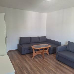 Gajnice, 40m2, renoviran 2026, odmah useljiv