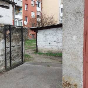 Garaža Rendićeva10 (ulaz Maksimirska 51A )