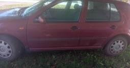 Golf 4