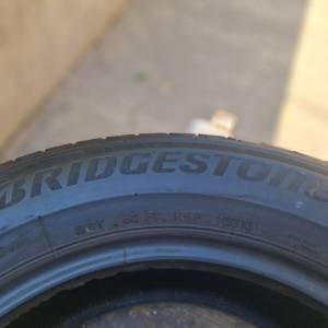 Gume ljetne Bridgestone 215/60/16 - 4 kom.