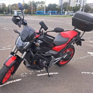 HONDA NC750 SA, sa puno dodatne opreme, povoljno prodajem