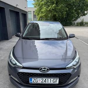 HYUNDAI i20 //179tkm//prvi vlasnik//HR auto//klima//odličan//