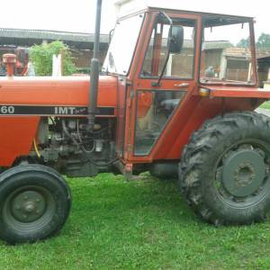 IMT 560 1988g 1VLASNIK PAPIRI UREDNI HITNO 2,700e 0997876221