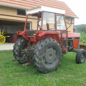 IMT 560 1988g 1VLASNIK PAPIRI UREDNI HITNO 2,700e 0997876221