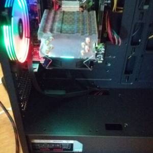 INTEL XEON E5 2670 16x(3,3Ghz)16gb ddr3 250Gb ssd Asus R7 Win11