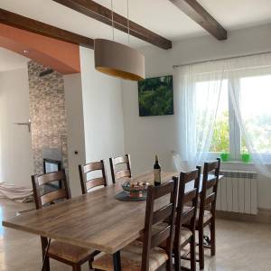 Izuzetna prilika! Roč, villa s bazenom, 180m2, 1000m2 okučnice