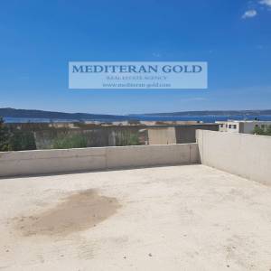 Kaštel Gomilica, novogradnja, cijena sa parkrnim mjestom 3.150€/m2