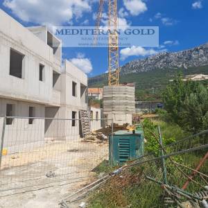 Kaštel Gomilica, novogradnja, cijena sa parkrnim mjestom 3.150€/m2