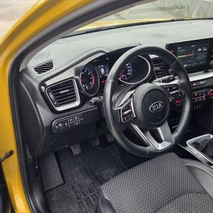 Kia Xceed 83000 km 2 god garancija