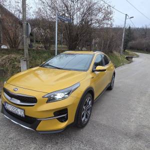 Kia Xceed 83000 km 2 god garancija