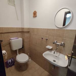 Kuća Duga Resa (Mrežnički Brig), 350m2, 5-sobna
