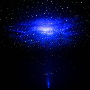 Laserski projektor zvukom aktiviran