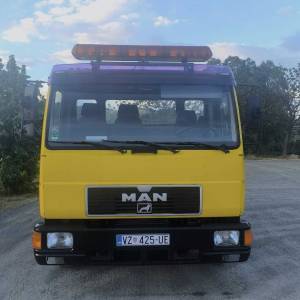 Man 8220 Vucna KO DOĐE PRVI DAJEM VELIKI POPUST