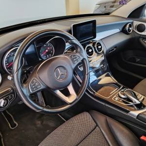 Mercedes-Benz 220 D