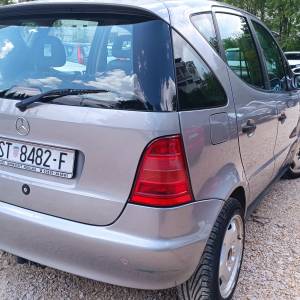 Mercedes-Benz A- klasa 160 reg do 9 mj klima 139000 km mala potrošnja