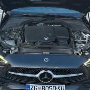 Mercedes-Benz C200d T AMG Line *Pano, vrhunsko stanje, 2 seta kotača*