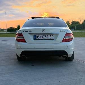 Mercedes-Benz C350 CDI 4 MATIC