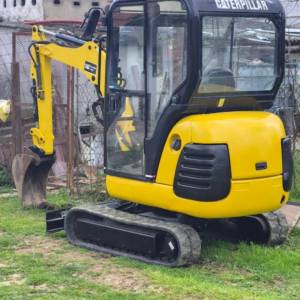 Mini bager CAT 301.8