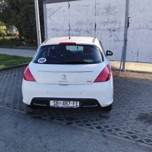 PEUGEOT 308 1,6 HDi Sportium 2