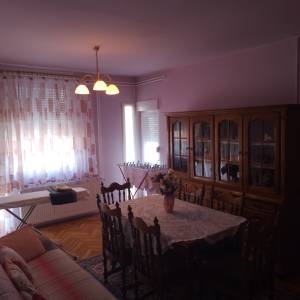 Potpuno renoviran stan 60 m² u strogom centru Novske