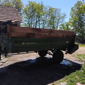 Prodajem ili mijenjam prikolica za gnoj Tehnostroj