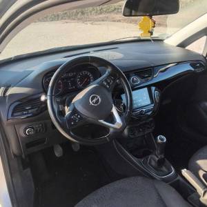 Prodaje se opel corsa 1.4 2018g.sa prijeđeni 110,200 km,uredno servisi
