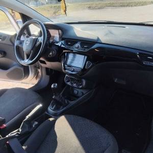 Prodaje se opel corsa 1.4 2018g.sa prijeđeni 110,200 km,uredno servisi
