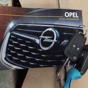 Prodaje se opel corsa e 1.4 turbo 2016g reg. 12.26.servisirana .