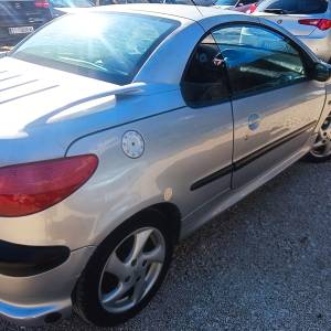 Prodaje se Peugeot Cabrio 1.6 i + LPG servo klima pali radi vozi