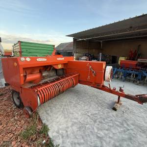 Prodajem bairku za kockaste bale sipma